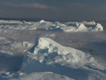 Donald Trump vrea să cumpere Groenlanda. „Tărâmul Făgăduinţei” deţine un sfert din rezervele planetei. FOTO: captură video YouTube @ Atentie, Cad Mere!