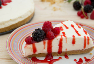 Prăjitură rece cu iaurt - Cum să faci desertul de vară perfect