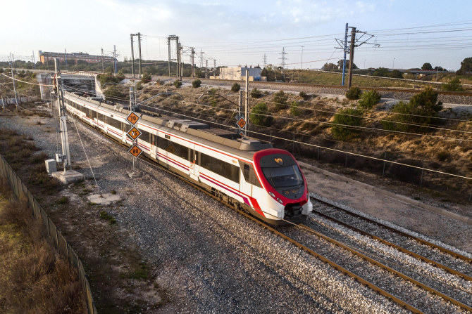 Vânzările Trainline avansează pe măsură ce platforma de emitere a biletelor de tren atrage volume record de clienți noi în Franța și Italia