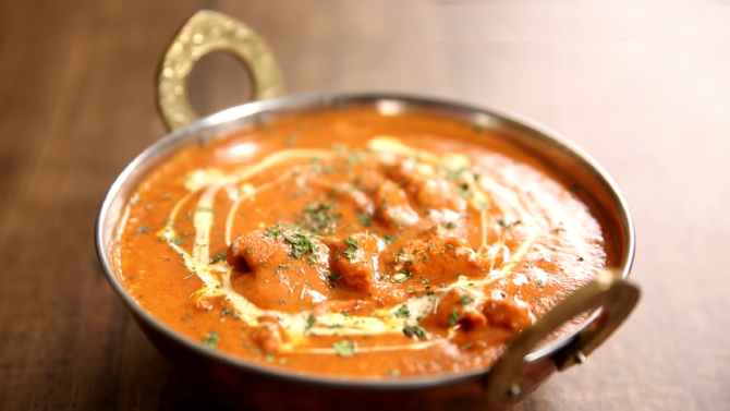 Pui cu unt și sos curry - Cum să gătești cel mai fraged și gustos piept de pui din viața ta / Foto: Captură video youtube