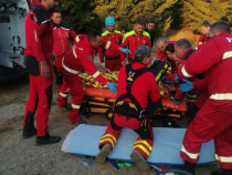 Minor, căzut în prăpastie în Maramureș, recuperat de salvamontiști. Sursa foto: Salvamont Maramures