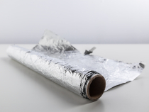 Utilizări necunoscute ale foliei de aluminiu acasă: de la călcarea mai rapidă, la înmuierea zahărului. Vezi ce trucuri poți face cu ea