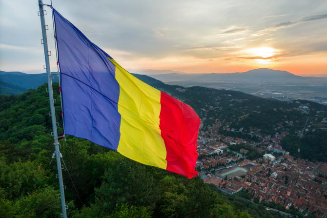 Mesaje de 1 Decembrie. Românii de pretutindeni sărbătoresc Ziua Naţională a României: „La mulţi ani, România!”