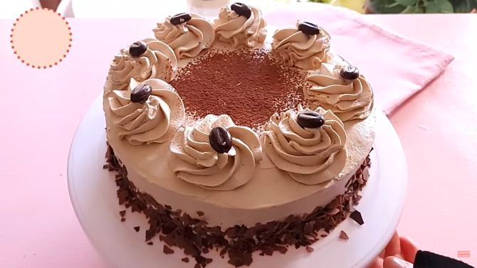 Tort Cappuccino. Arată spectaculos și e perfect pentru o zi de naștere / Foto: Captură video youtube