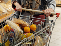 Cât cheltuiește un român care locuiește în Spania pe cumpărături în 2023. „Mâncarea s-a scumpit exagerat de mult”