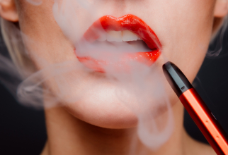 Experții explică de ce unele arome de țigări electronice sunt mai riscante decât altele / Foto: Unsplash