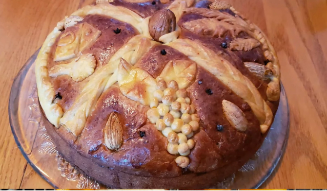 Christopsomos sau Pâinea lui Hristos, rețeta tradițională grecească de Crăciun care sigur te va cuceri. Aroma ei va cuprinde toată casa