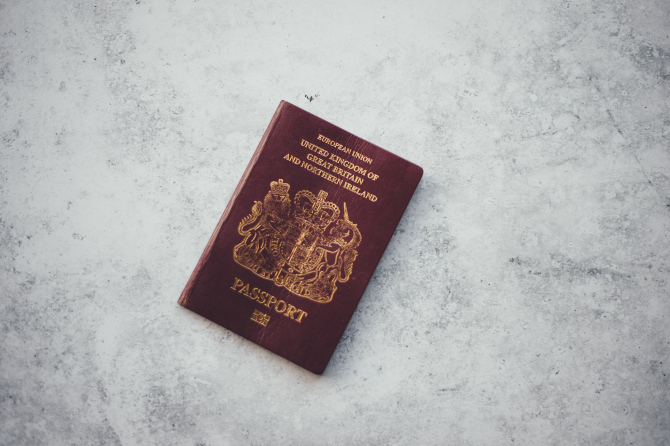 Marea Britanie. Prețurile de reînnoire a pașapoartelor cresc de luna viitoare / Foto: Unsplash