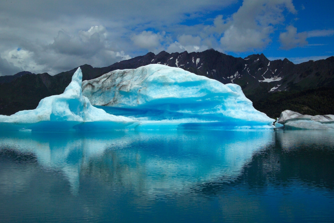 Iceberg (sursa: pexels.com)