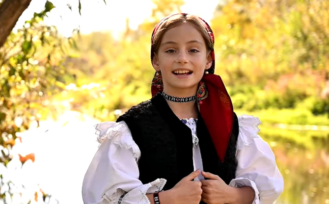 Românii au Talent 2023. O fetiță cu voce de înger a ridicat sala în picioare. Andra: „Sper ca toată România să te iubească”
