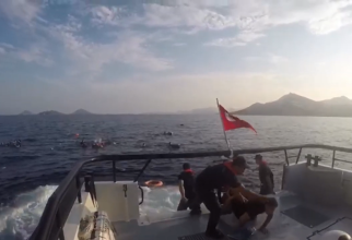 Patru morți și cel puțin 39 de persoane salvate după ce o ambarcațiune cu migranți s-a scufundat în largul Greciei / Foto: Captură video youtube