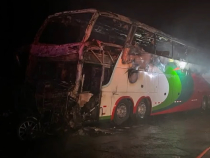 Autobuz cu 50 de pasageri, accident teribil: Cel puţin 13 persoane şi-au pierdut viaţa. FOTO: captură video YouTube @ Exitosa Noticias