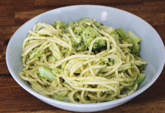 Paste cremoase cu broccoli și pesto, un preparat incredibil de gustos de post / Foto: Captură video youtube