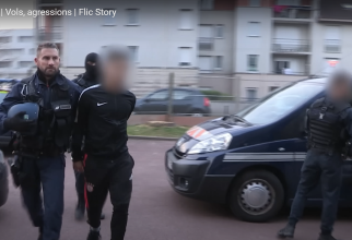Franța. Un român a fost prins în timp ce încerca să fure mai multe haine din Intersport / Foto: Unsplash