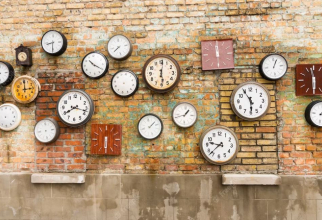 Un român are 5.500 de ceasuri- Să le potrivesc pe toate la ora de vară mi-ar lua jumătate de an. Sursa foto: freepik.com
