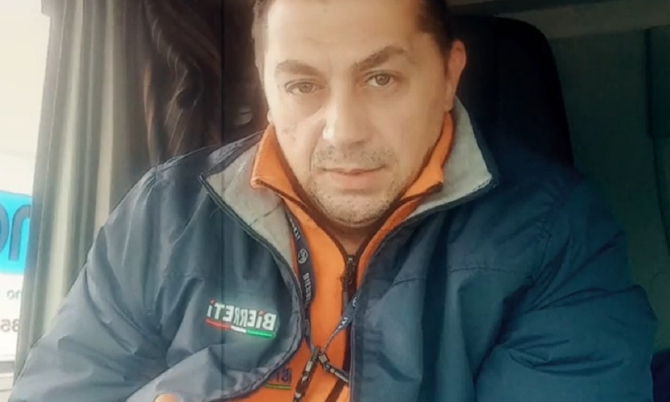 Italia. Mărturia șoferului român de TIR care s-a aruncat în faţa camionului pentru a salva o fetiţă: „Nu am vrut să spun cine sunt. Când faci un bine, fă-l în linişte!”