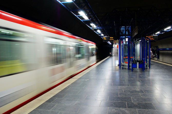 Panică în Belgia după un fake-news: Potențial atac terorist asupra liniilor de metrou din Bruxelles