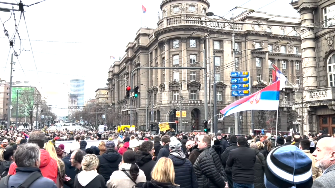 "Nu o dăm pe Laura noastră!": proteste împotriva corupției în Serbia cu referire la procurorul român, Laura Kövesi / Foto: Captură video youtube