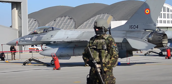 De la Dunăre, la tripla graniță dintre Ucraina, Moldova și România: O sută de militari ai Forțelor Aeriene spaniole lucrează deasupra solului românesc / Foto: Captură video youtube