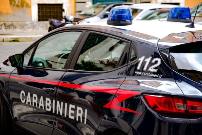 Italia. Un român a fost eliberat din închisoare după ce și-a amenințat soția că o va arunca de la balcon