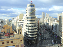 O stradă din Madrid, pe care clienții nu se mai înghesuie să cumpere locuințe