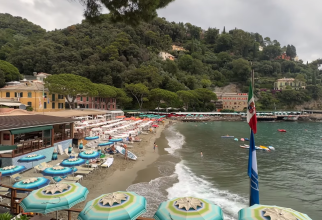 Plaja din Portofino unde trebuie să scoți bani grei din buzunar (Sursa foto: captură video Youtube)