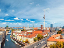 Prețurile chiriilor explodează în Berlin. Experții imobiliari dau vina pe imigrație și numărul redus de blocuri noi. Sursa foto: freepik.com