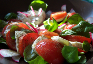 Salată grecească, rețeta originală
