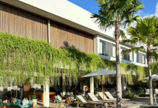 O turistă a rezervat, pe Airbnb, o vilă mică în Bali, dar s-a trezit cu un hotel întreg
