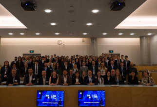 Studenți români, pe podiumul competiției internaționale de studii de caz din Sydney