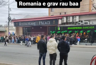 Bătaie pe shaorma gratis la Focșani. Sute de tineri au stat la coadă în ploaie să-l vadă pe Dorian Popa / Foto: Instagram