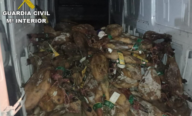 Doi hoți din Madrid au furat peste 700 de bucăți de jambon. Prada, estimată la 200.000 de euro 
