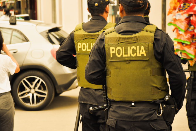 Poliști spanioli în acțiune (Sursa foto: Freepik) 