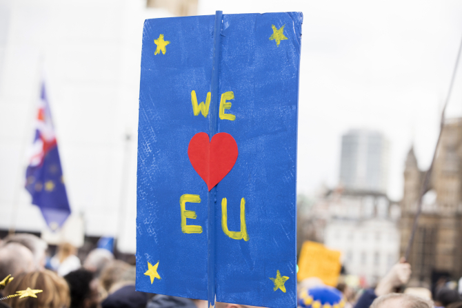 Britanicii își doresc revenirea pe piața unică a Uniunii Europene (Foto: Freepik)