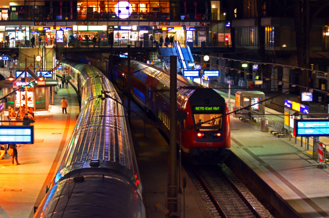 Trenurile de noapte din Europa se străduiesc să concureze cu zborurile low-cost (Foto ilustrativ. Sursa pxhere)