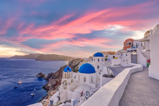 Vacanțele în Grecia devin mai scumpe, turiștii vor plăti anul  viitor o taxă în plus. Sursa foto: freepik.com 