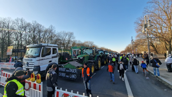 Protestele fermierilor din Germania, 8 ianuarie 2024. Sursa foto: STIRIDIASPORA.RO