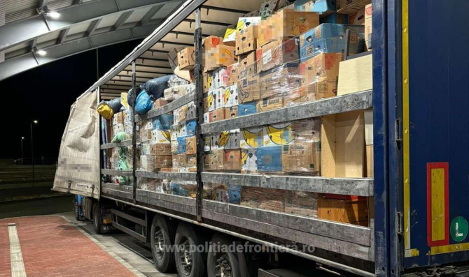 Trei camioane, pline cu deșeuri din Austria și Ungaria, nu au fost lăsate să intre în țară 