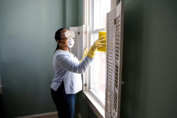 Șapte trucuri eficiente pentru curățarea rapidă și ușoară a geamurilor / Foto: Unsplash
