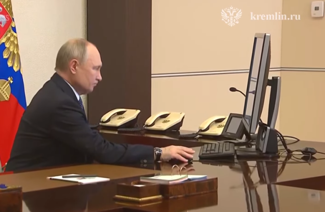 Vladimir Putin a votat electronic